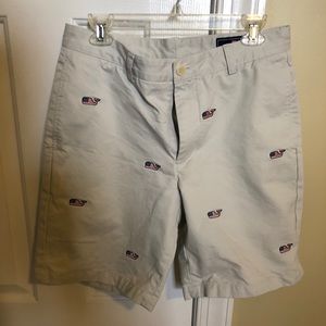 Vineyard Vines Club shorts size 32 9 inch inseam